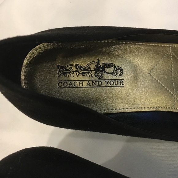 Coach and Four 3” Heel Pumps w/Front Embellishment - Picture 5 of 7